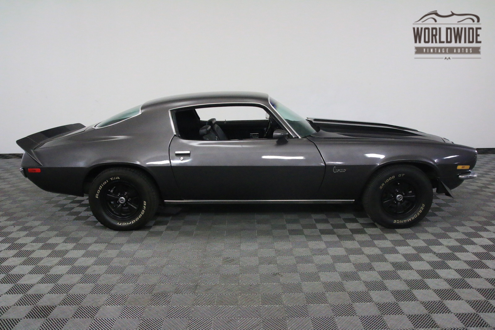 1971 Chevrolet Camaro V8 AUTO SPLIT BUMPER - photo 8