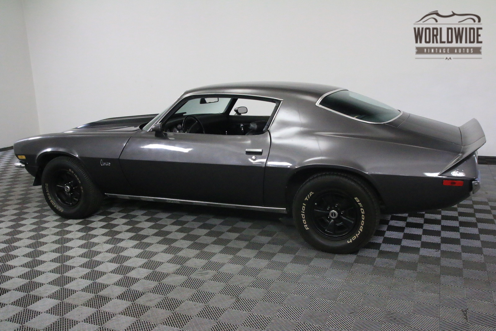 1971 Chevrolet Camaro V8 AUTO SPLIT BUMPER - photo 9
