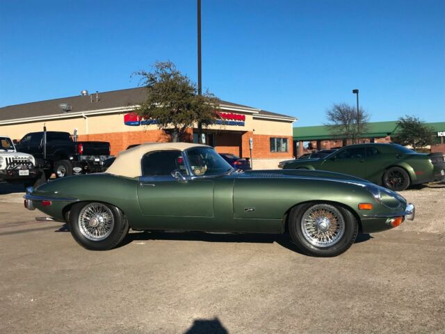 1971 Jaguar XK Roadster - photo 2