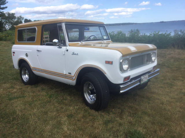 1971 IHC Scout Comanche 800B Prototype 2 low mileage new white paint 1971 International Harvester Scout Comanche