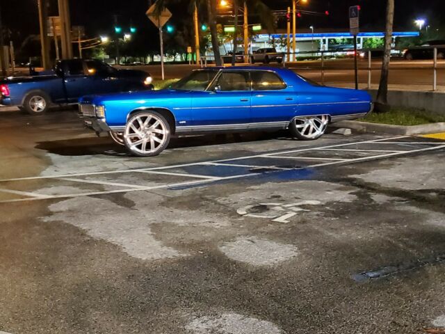 1971 Impala 400 small block 350 tranny. (( NO RESERVE )) No rims !! 1971 Chevrolet Impala