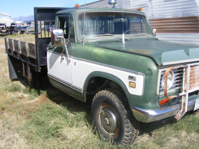 1971 International Harvester 1210 4 x 4 V8 - photo 2