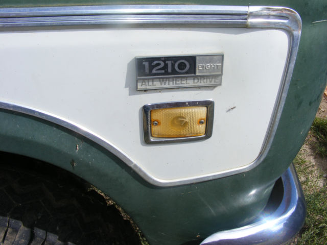 1971 International Harvester 1210 4 x 4 V8 - photo 5