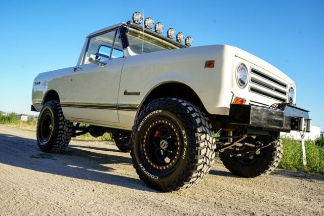1971 International Scout II Convertible 4x4, 345 V8, 4 Speed Manual, 96k Miles 1971 International Harvester Scout Deluxe