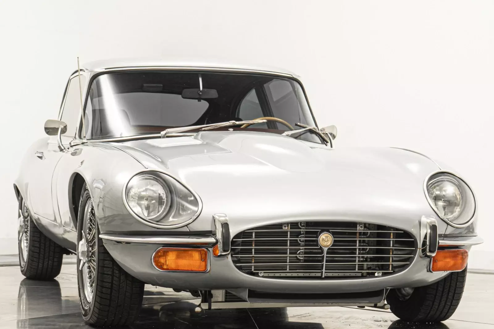 1971 Jaguar E-Type Restomod - photo 2