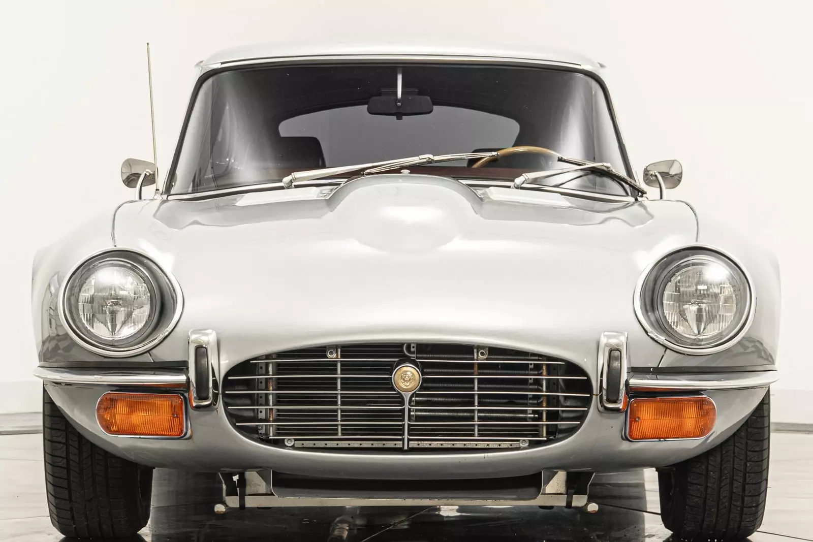 1971 Jaguar E-Type Restomod - photo 3