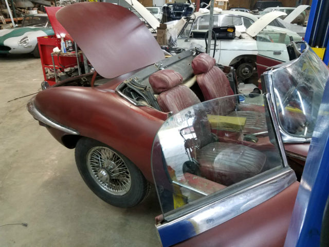 1971 Jaguar E-Type Roadster - photo 3