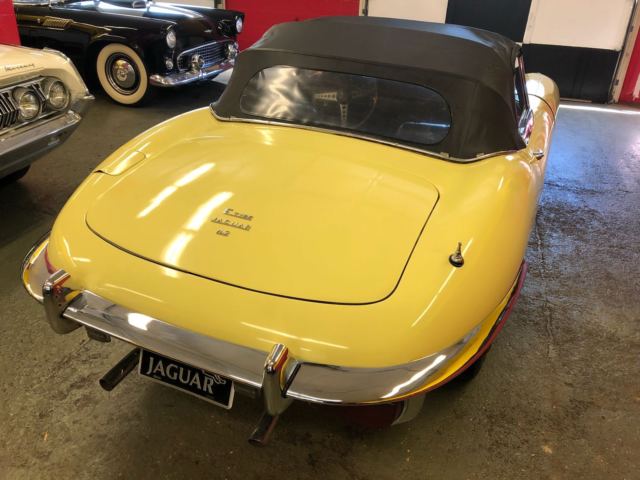 1971 Jaguar E-Type Series 2 Roadster - photo 10