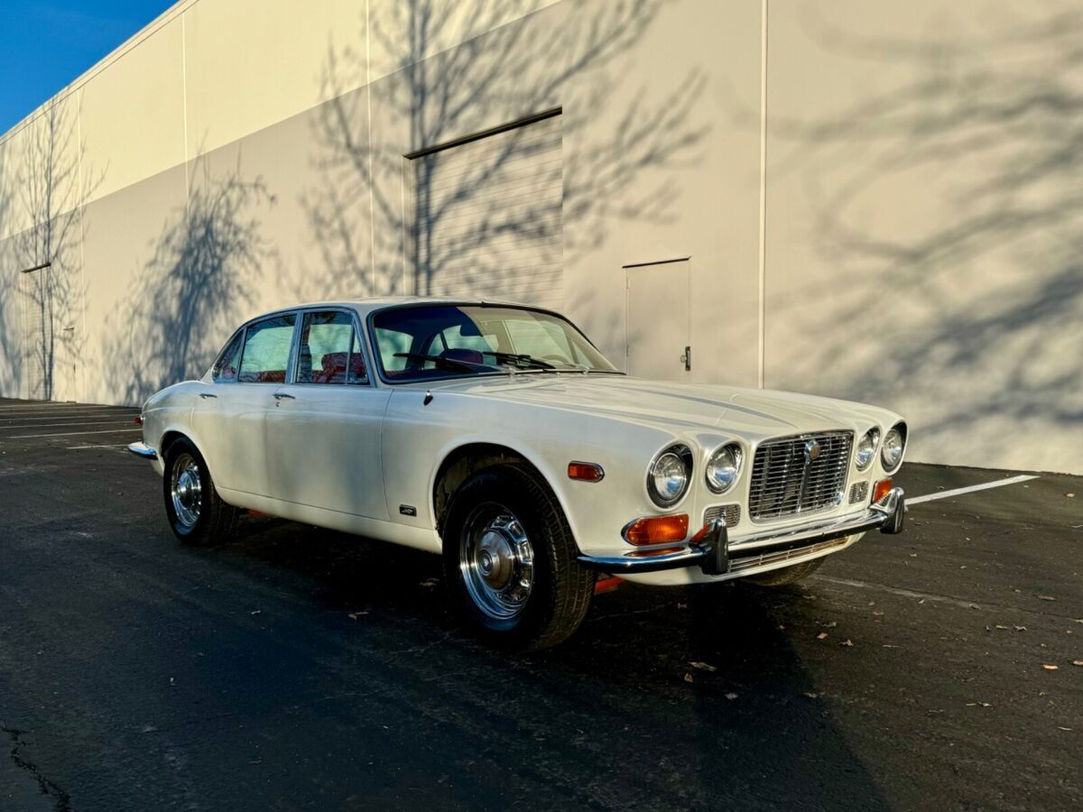 1971 Jaguar XJ XJ - photo 6