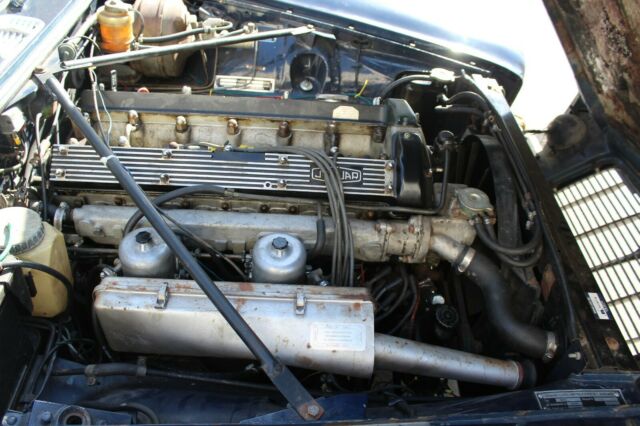 1971 Jaguar XJ6 - photo 13