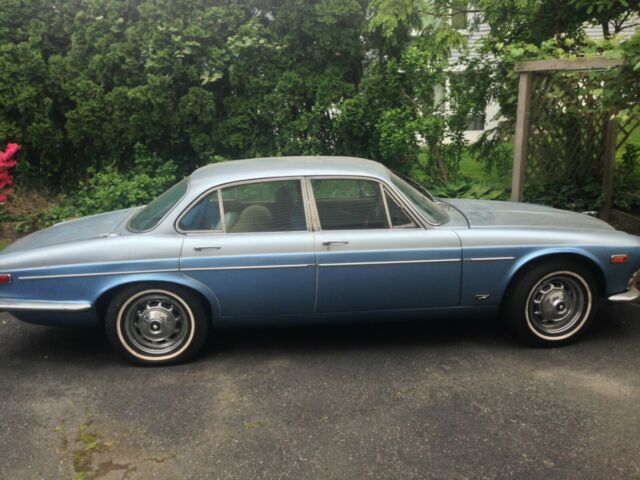 1971 Jaguar XJ6 - photo 5