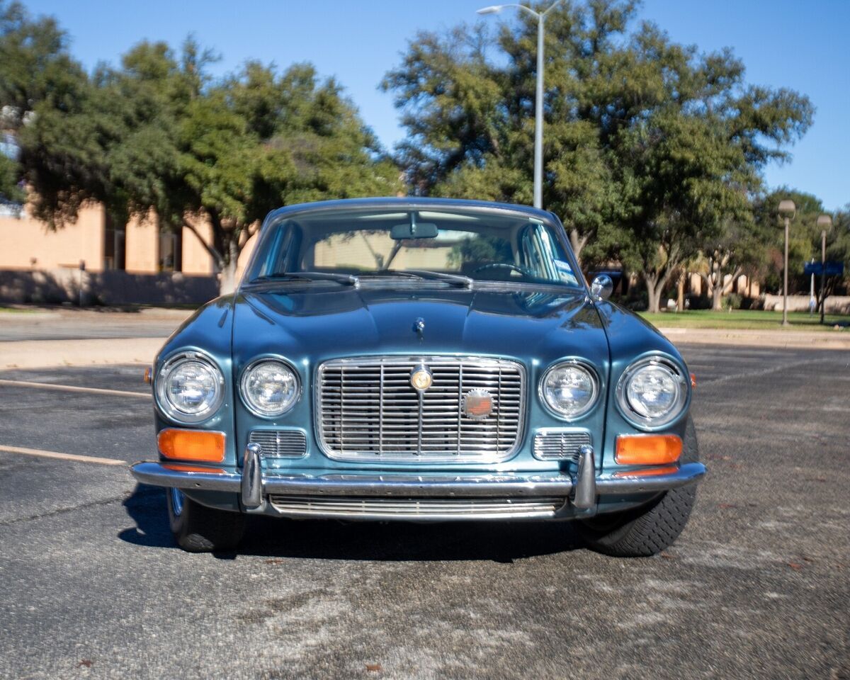 1971 Jaguar XJ - photo 11