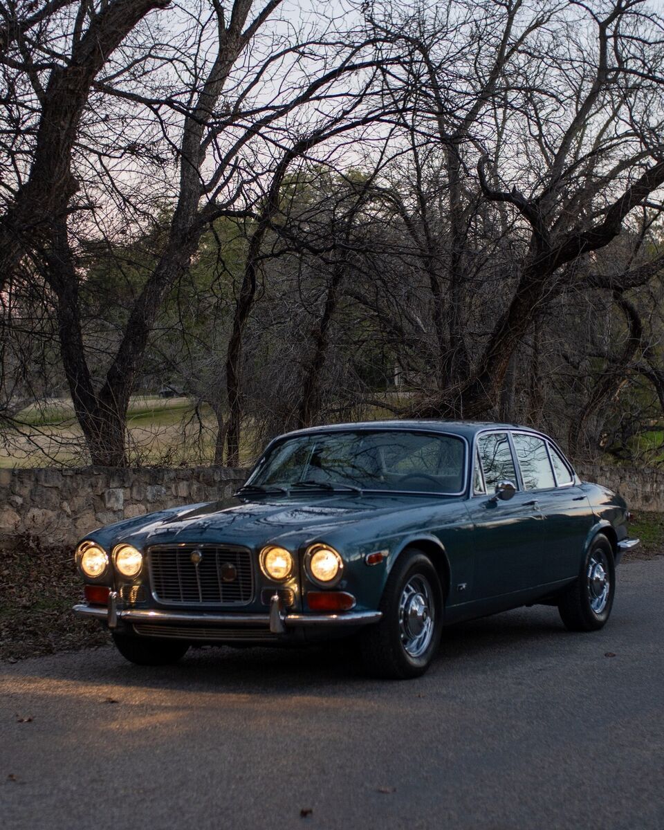 1971 Jaguar XJ - photo 3