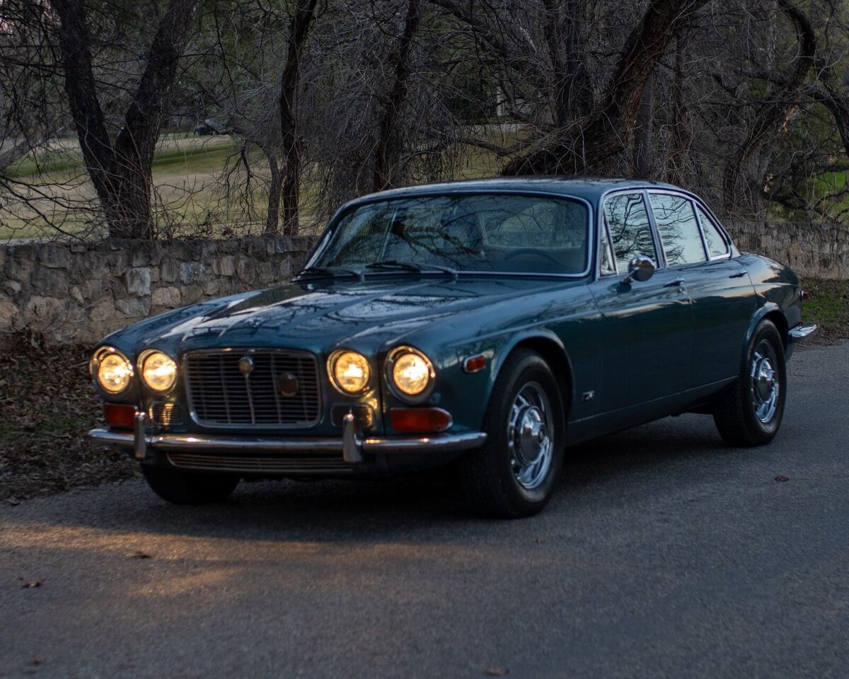 1971 Jaguar XJ - photo 4