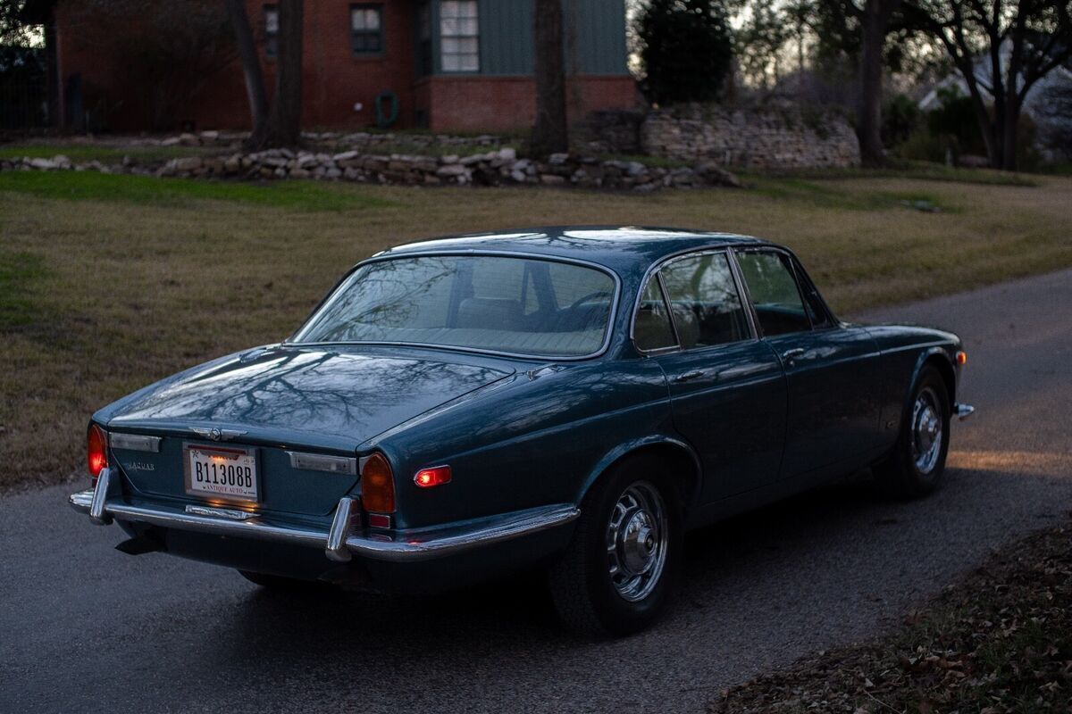 1971 Jaguar XJ - photo 5