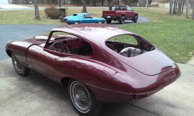 1971 Jaguar E-Type 2 DR FHC - photo 4