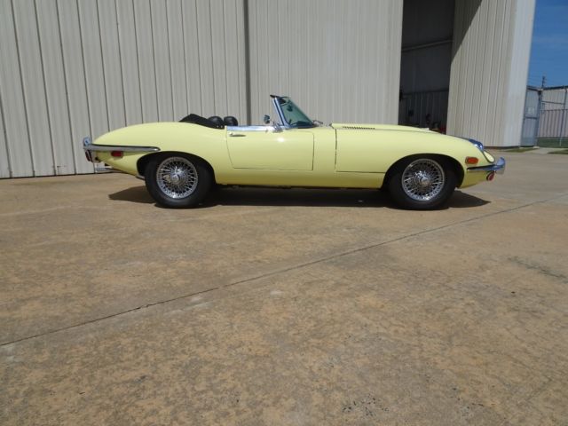 1971 Jaguar XK E Roadster - photo 2