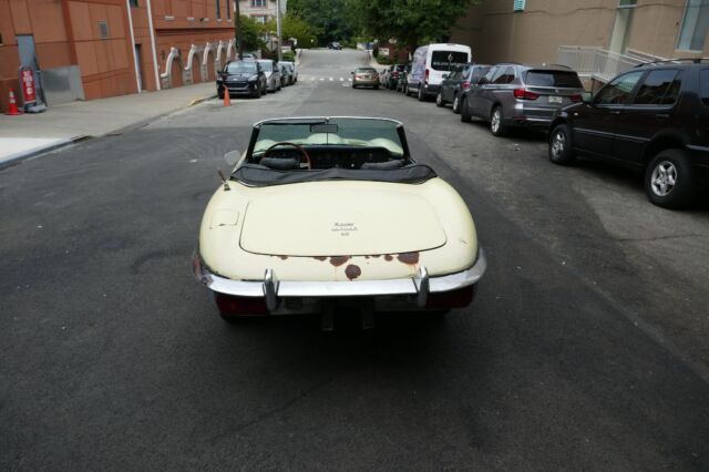 1971 Jaguar E-Type SII Roadster for Restoration - photo 3