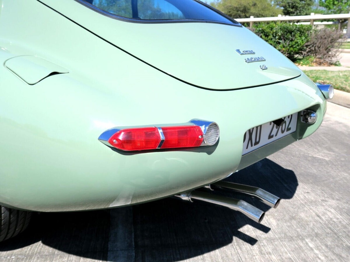 1971 Jaguar XK - photo 11