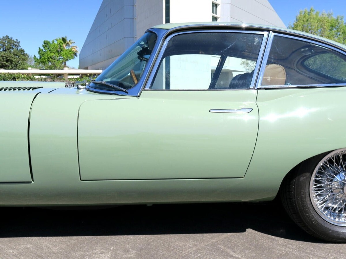 1971 Jaguar XK - photo 13