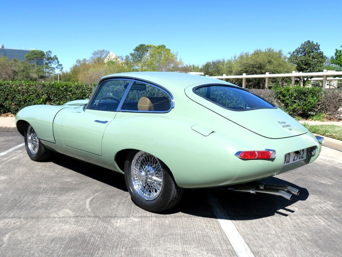1971 Jaguar XK - photo 8