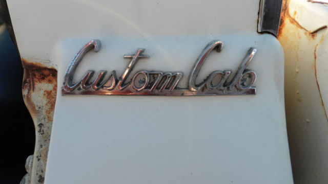 1971 Jeep J2000 - photo 10