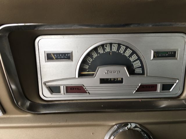 1971 Jeep Wagoneer Base - photo 9