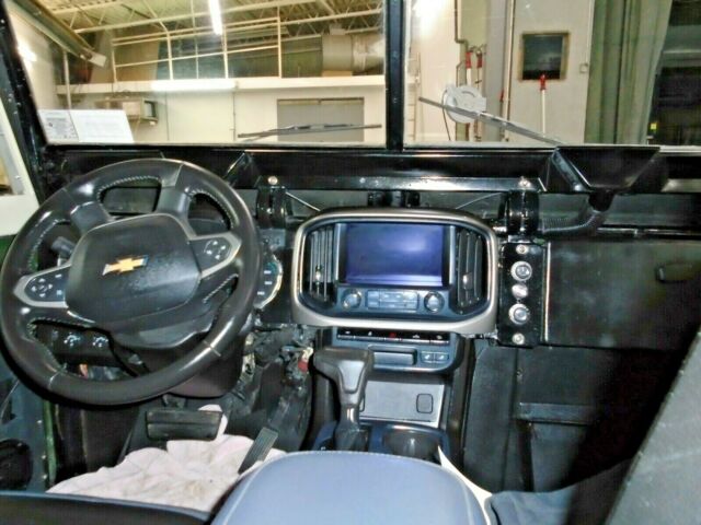 1971 Land Rover DEFENDER Plush Cloth Heated/Power Front Seats - photo 8