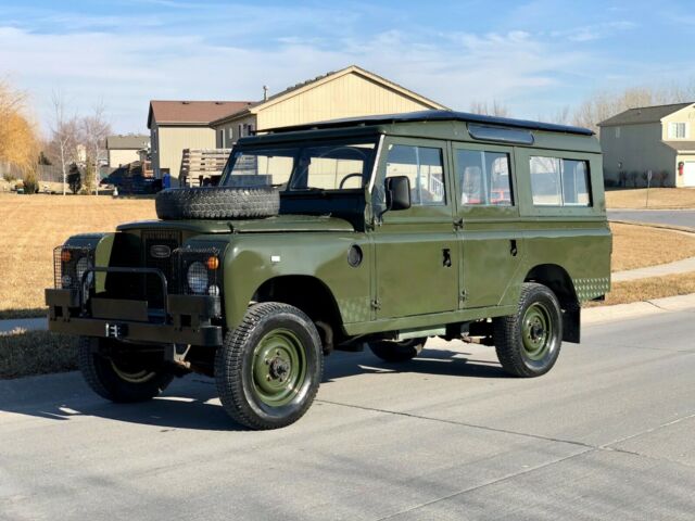 1971 Land Rover IIA 109 --- 4 Door LHD Turbo Diesel --- Defender TDI 110 1971 Land Rover 109 IIA