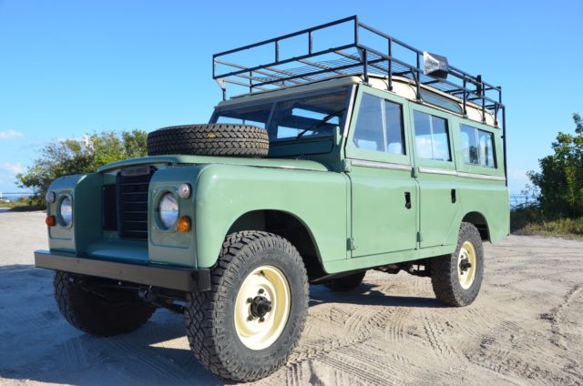1971 Land Rover Defender