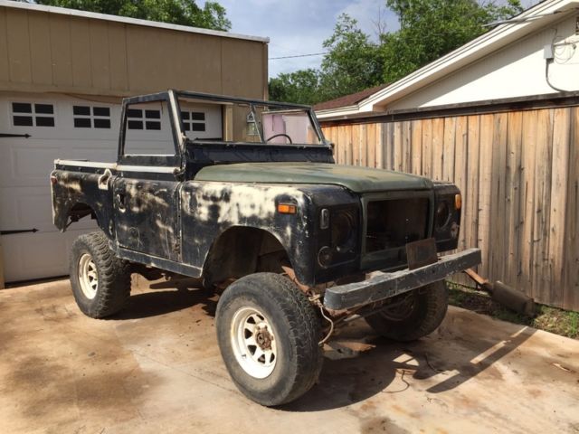 1971 Land Rover Series IIa 88" LHD 1971 Land Rover Defender 88 SWB
