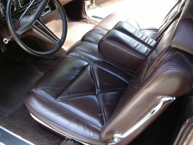 1971 Lincoln Mark Series - photo 2