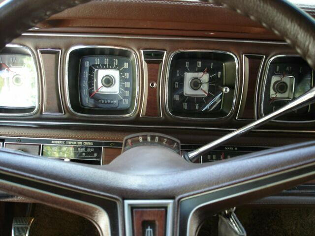 1971 Lincoln Mark Series - photo 8