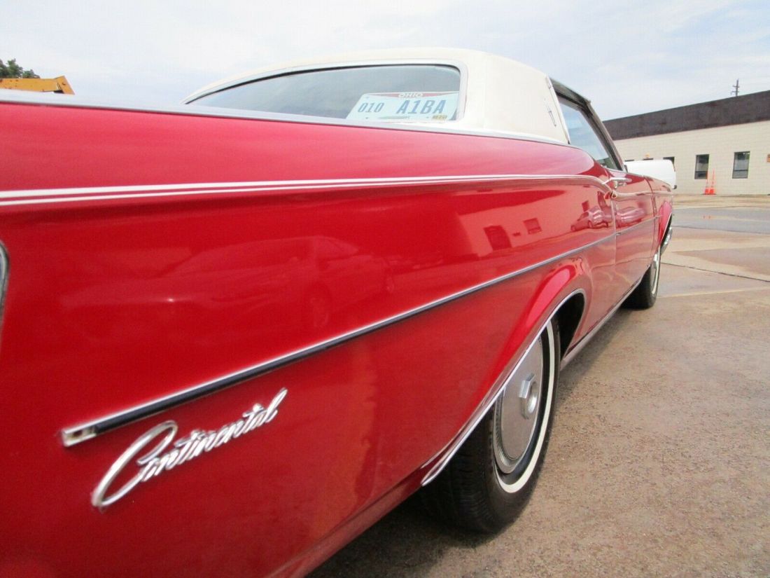 1971 Lincoln Continental - photo 12