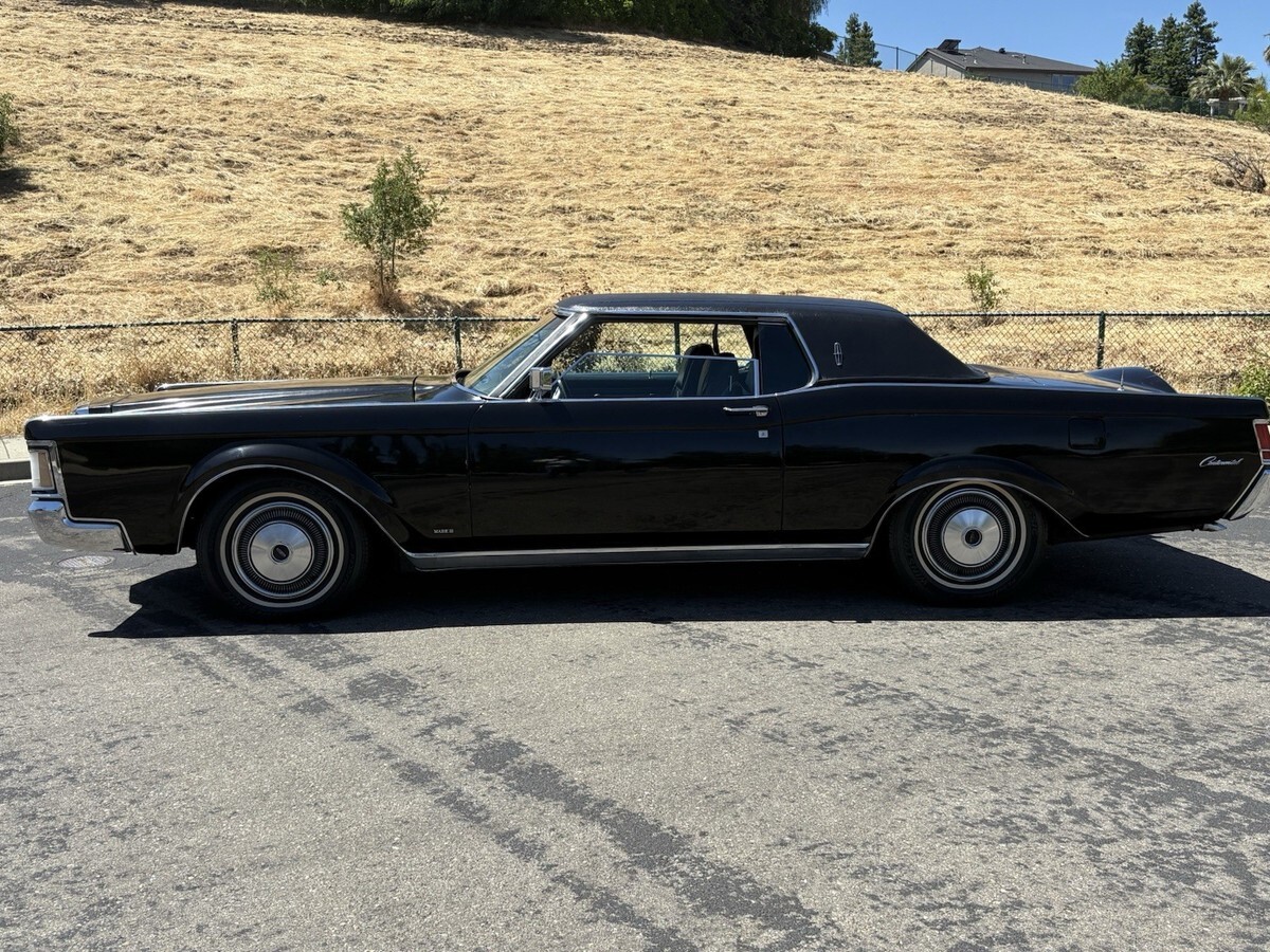 1971 Lincoln Continental - photo 2