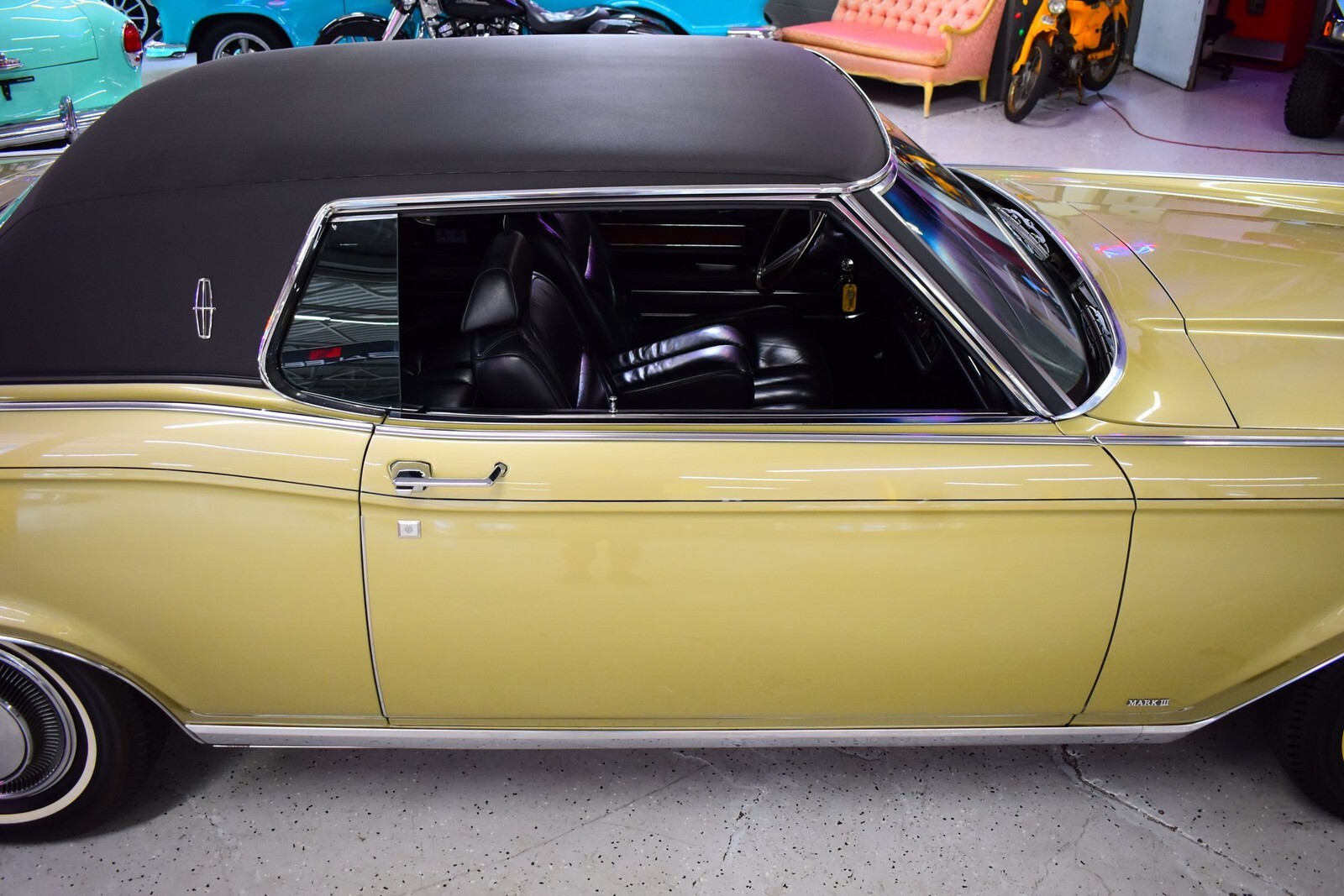 1971 Lincoln Continental MARK III - photo 6