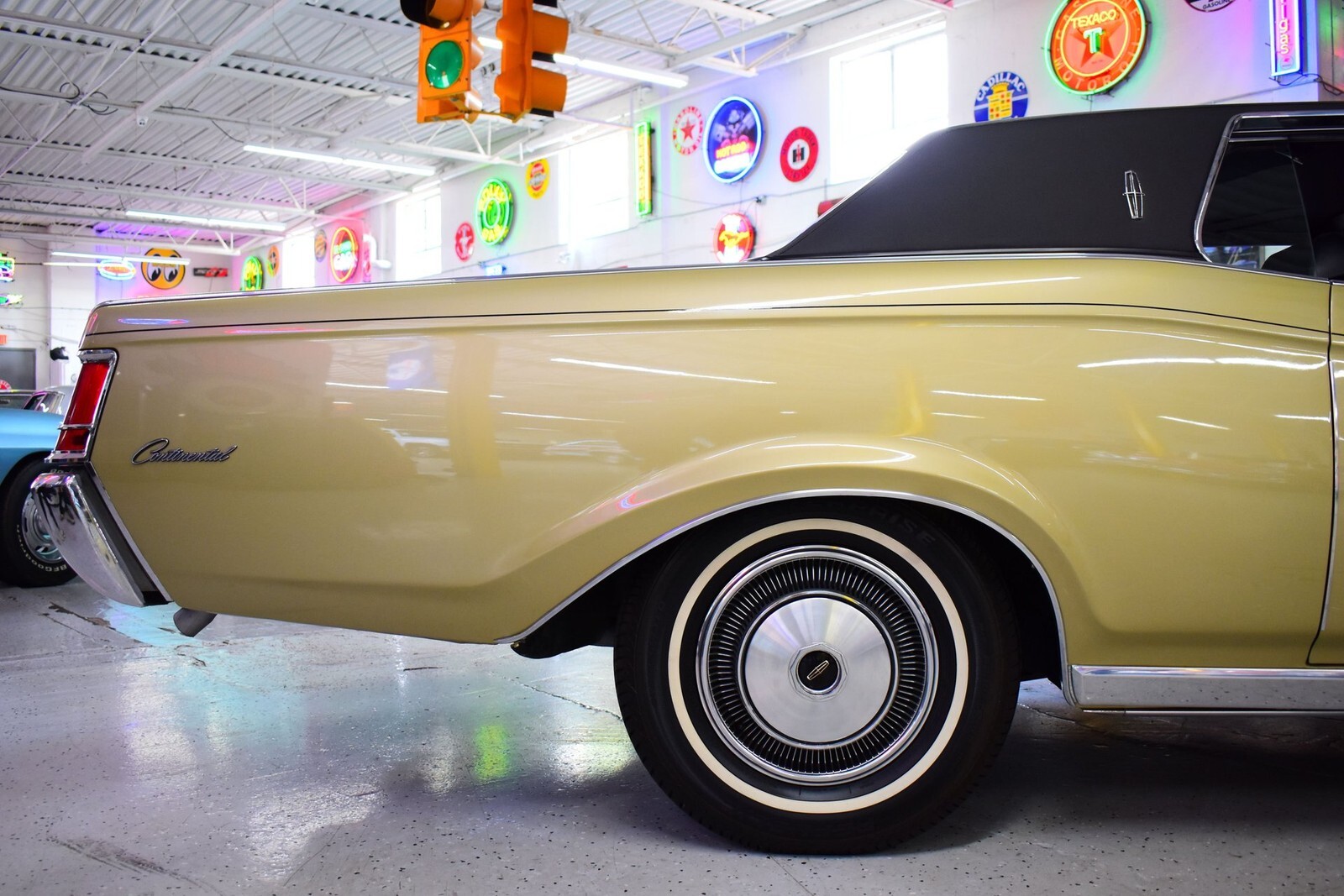 1971 Lincoln Continental MARK III - photo 8