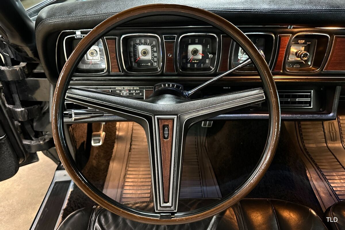 1971 Lincoln Continental Mark III - photo 6