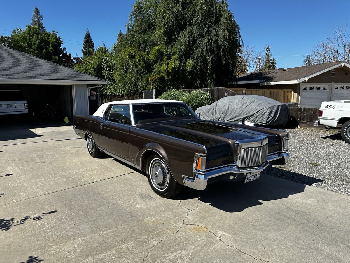 1971 Lincoln Continental - photo 2