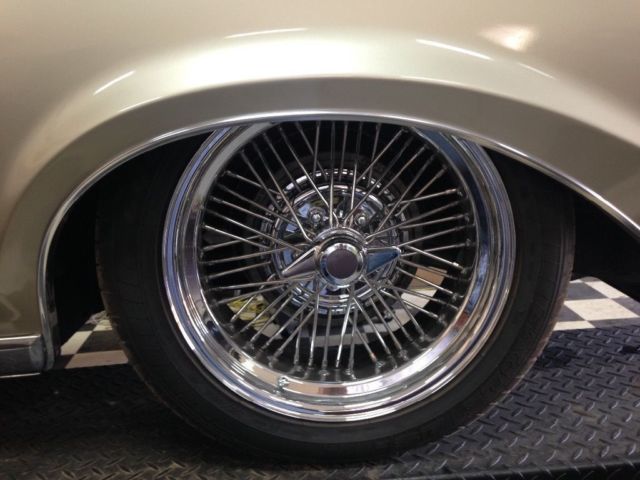 1971 Lincoln Continental - photo 3