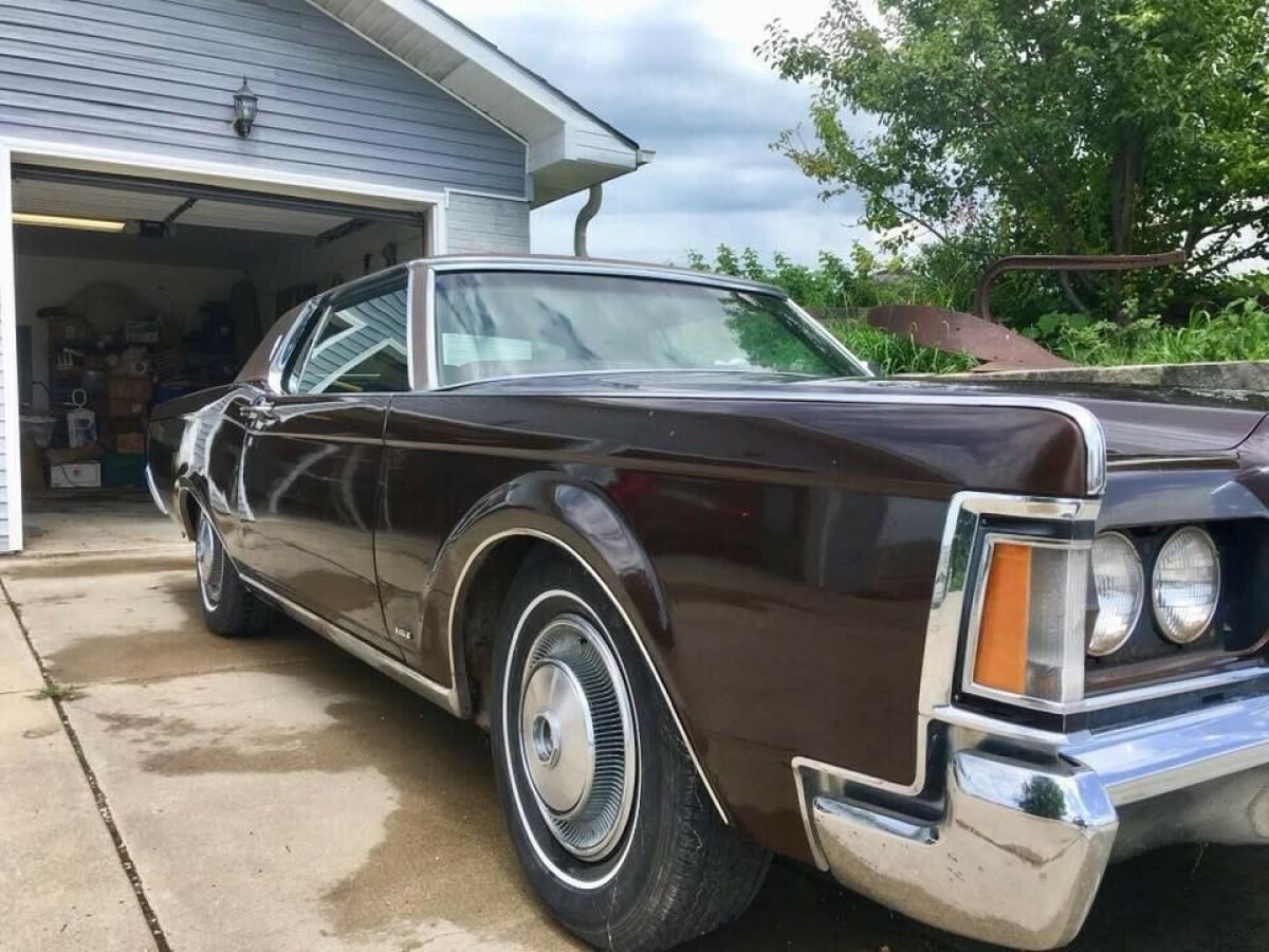 1971 Lincoln Continental - photo 11