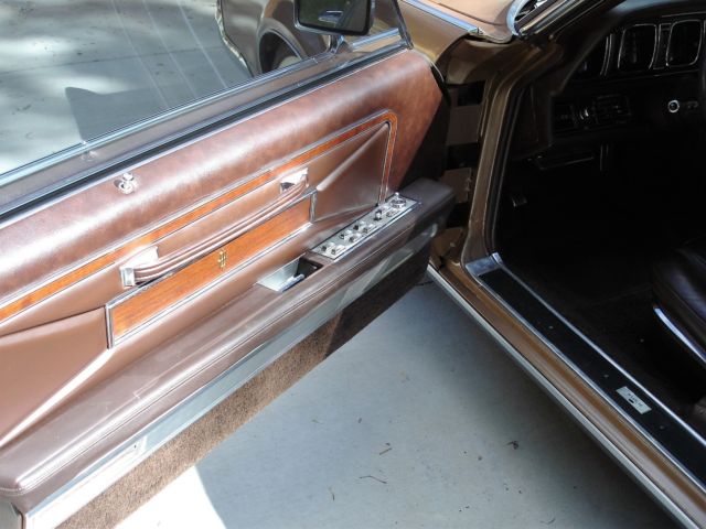 1971 Lincoln Mark Series - photo 8