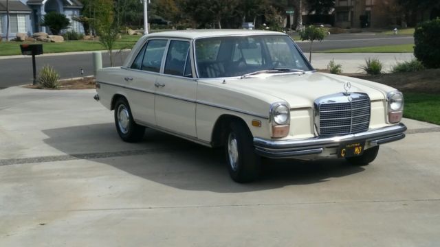 1971 Mercedes-Benz 200-Series 250 - photo 4
