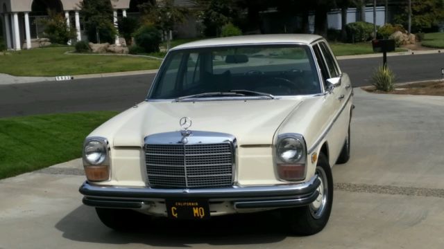1971 Mercedes-Benz 200-Series 250 - photo 6