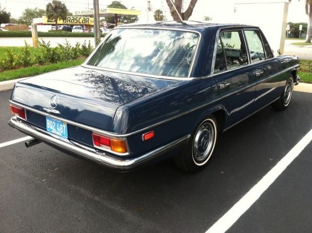1971 Mercedes-Benz 200-Series - photo 5