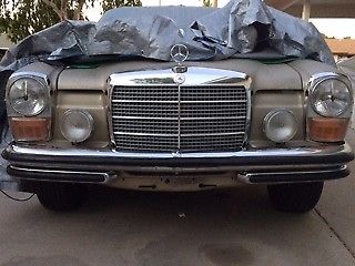 1971 Mercedes-Benz 200-Series - photo 8