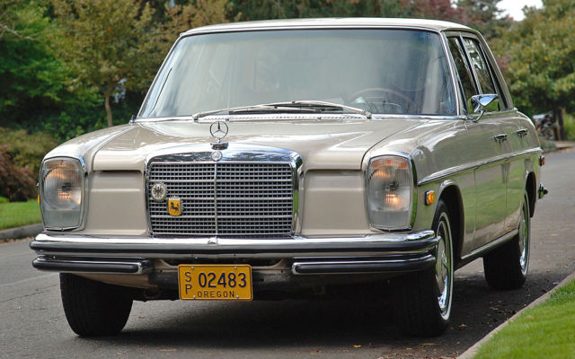 1971 Mercedes 250S W114 - CA car with 90K miles - All original paint & interior 1971 Mercedes-Benz 200-Series Cognac
