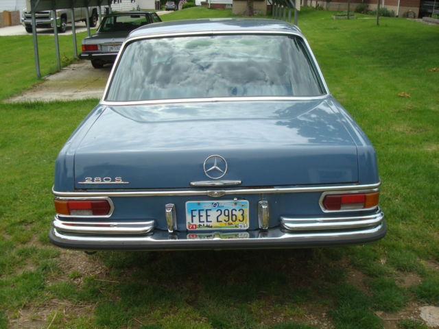 1971 Mercedes-Benz 200-Series - photo 4