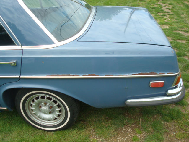 1971 Mercedes-Benz 200-Series - photo 5