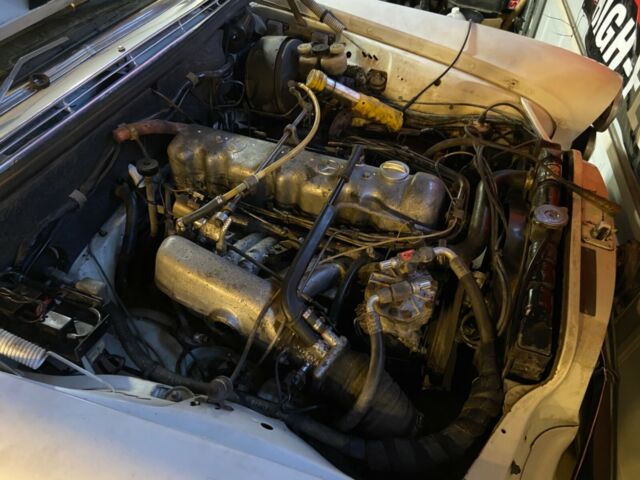 1971 Mercedes-Benz 200-Series - photo 11